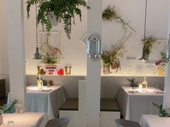 -春树下·树屋花房西餐厅(罍街AS1980店)