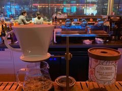 -星巴克臻选(上海合生汇1F店)