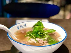 -美奈小馆·越南料理(中航城君尚购物中心店)