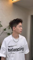 -一家只做男发烫染的店