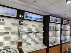 -MiRi眼镜·蔡司·星趣控·尼康控优点视觉合作店(南京东路店)