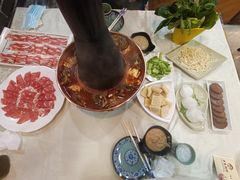 -羊家胡同·龙虾烧烤火锅(龙汇路店)