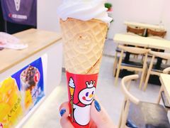 魔天脆脆冰淇淋-蜜雪冰城(万象新城商业街店)