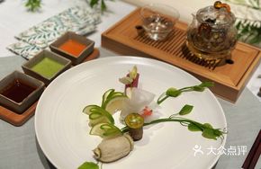 Crispy Pastry with Morel Mushrooms