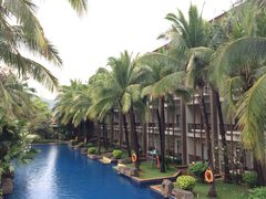 -三亚湾海居铂尔曼度假酒店