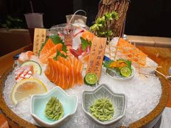 秒懂三文鱼-文三酒肆自助放题(新街口友谊广场店)