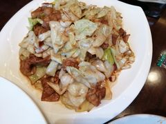 包菜炒肉-奥山雅阁酒店·中餐厅