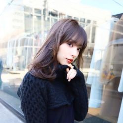 -HAIR CORNER