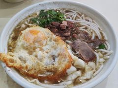 -花溪王记牛肉粉(四季花溪商场店)