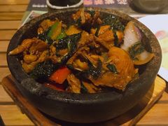 紫苏假蒌叶焖鸡-喜越泰莱·泰越料理(海逸新天地店)