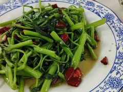 -洪姐川菜东北菜铁锅炖(天生丽街店)