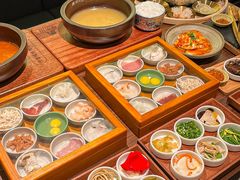 -良米山·云南野生菌过桥米线(上海首店)