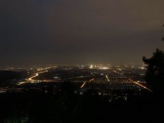 -鬼笑石后山停车场