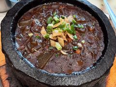 -梅利汴京烤鸭•开封豫菜地标店(东大街店)