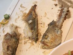 -赶海部落海鲜城(海阳路店)