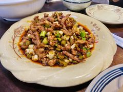 鱼香肉丝-易老九江湖菜(北滨一路店)