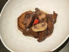 榛子黑醋牛肝菌-庐灶江南·江南菜·四合院Bistro(东直门雍和宫·原华侨宾馆店)