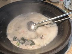 -陈大锅·岳阳鱼馆·地道岳阳菜(美食街店)