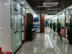 -茂菊口腔连锁(浦东南路店)