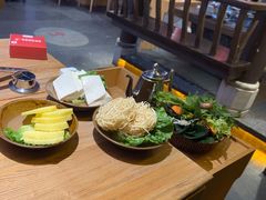-野山舂·贵州现舂酸汤牛肉(东山店)