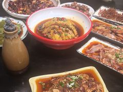 -醉八仙热酒馆(渝中店)