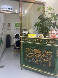 -苗方清颜专业祛痘连锁机构