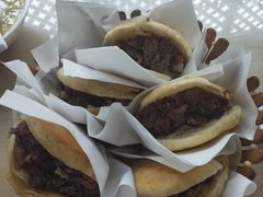 -闫家驴肉老店(华电一校店)