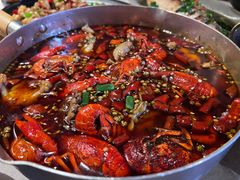 龙虾爱上蛙-巴厘龙虾·榜首油焖大虾(音乐学院·沿江酒馆店)