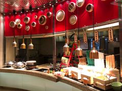 自助取餐区-咖啡苑自助餐厅·中国大饭店