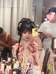 -一揽芳华汉服旗袍体验馆(拙政园店)