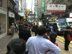 我1050开始排队买饼-珍妮曲奇聪明小熊(上环店)