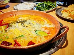 -洱火云南酸菜牛肉火锅(石景山当代商城店)