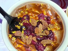 -肥肥虾庄·金牌油焖大虾(汉街SKP店)