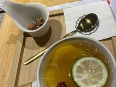 银耳桃桃-炖物24章·顺时轻养茶(杭州保利时光里店)
