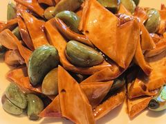 -八府香鸭·啫啫煲(华山路店)