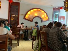 大堂-佬钱湾仔(衣裳街店)