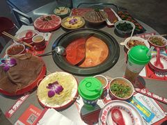 -生活如沸·顺德水牛奶火锅(大学路店)