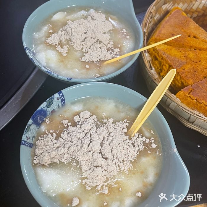 银同牦牛肉火锅图片