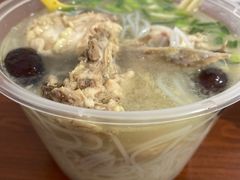 -燕子煨汤(山海关路店)