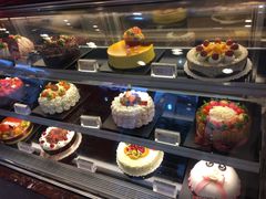 -85度C(生甜甜圈研究工坊·上海平凉店)