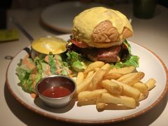 -阿妮叶李(光谷世界城店)