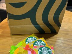 -星巴克(上海虹桥站2A检票口)