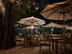 -三亚艾迪逊酒店·海滩烧烤 BARBACOA·现场乐队·浪漫晚餐·烧烤海鲜