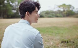 现代简约-巴黎婚纱摄影工作室