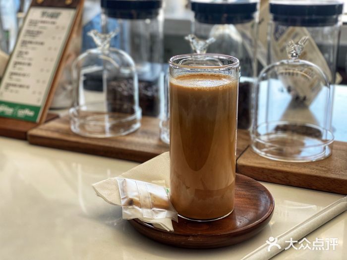 upline上野咖啡(月亮湾店)伯爵红茶拿铁图片