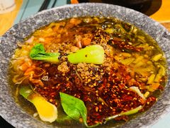-八月美食小馆(银泰城总店)