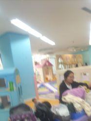 -孩子王(昆山招商花园城店)