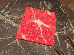 -牛YO寿喜烧·铁板烧和牛火锅自助(市府恒隆店)