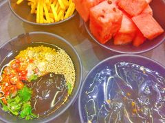 -沸炉重庆老火锅(军事博物馆店)