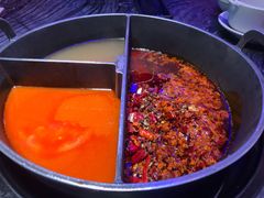 小嫩牛专利T型锅（一锅三吃）-热火朝天鲜切牛肉火锅(南强街巷店)